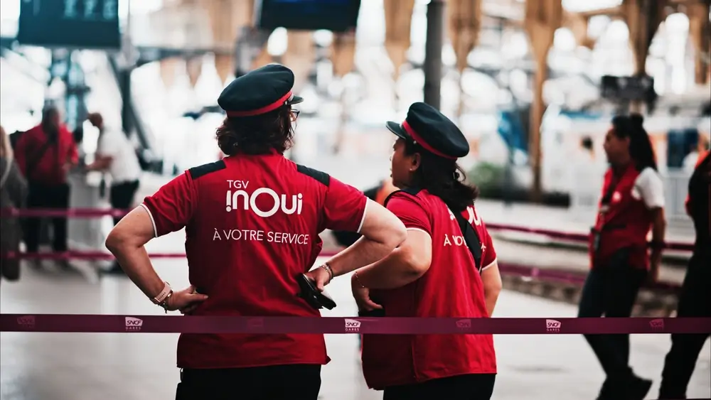 Agent d&rsquo;escale SNCF : formation, missions et perspectives de carrière
