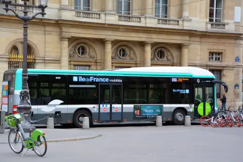 Devenir conducteur de bus RATP : Tout savoir sur la formation et l’emploi