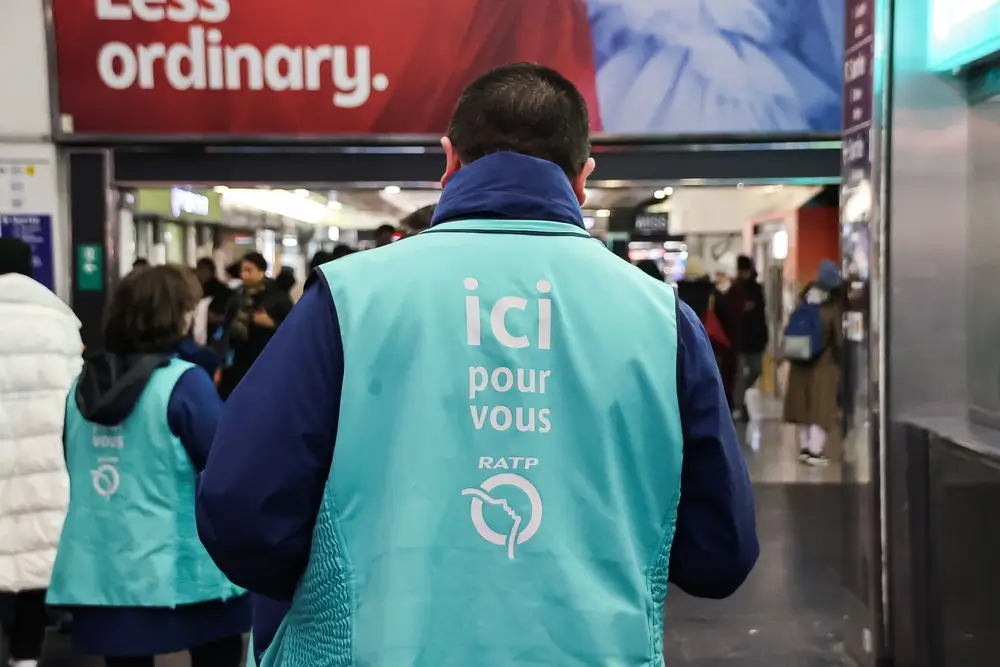 Agent de gare RATP : un métier polyvalent au service des voyageurs