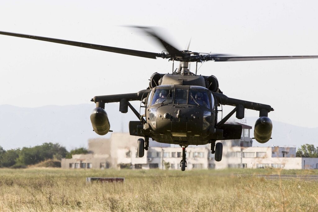 Devenir Officier Pilote d&rsquo;Hélicoptère : Formation, Recrutement et Missions dans les Forces Armées