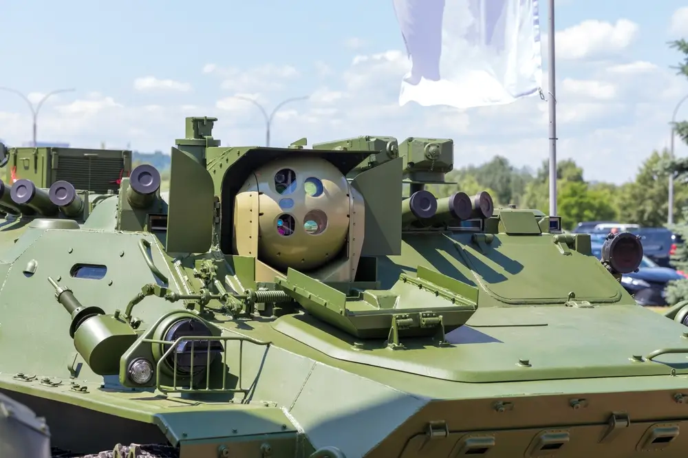 Technicien Optronique Militaire : L&rsquo;Œil des Armées et Technologies de Pointe