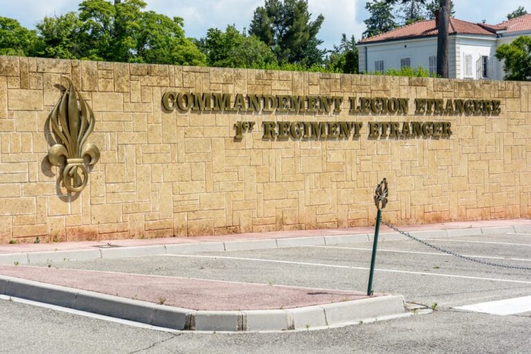 Sélection de la Légion étrangère à Aubagne depuis la Belgique