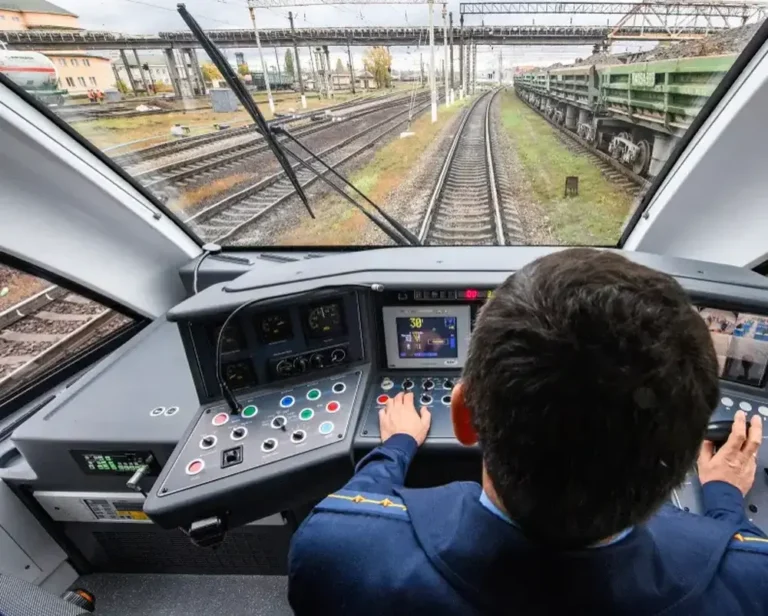 Conducteur de train SNCB : conditions, sélection, test technique et salaire