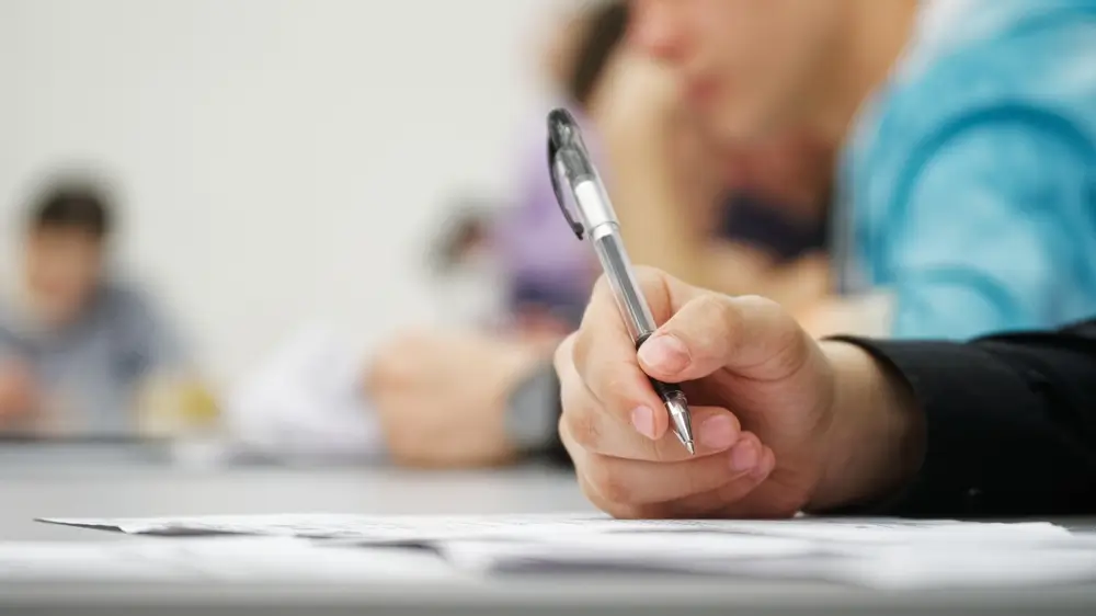 Tema di italiano e prova orale di matematica Accademia Militare di Modena