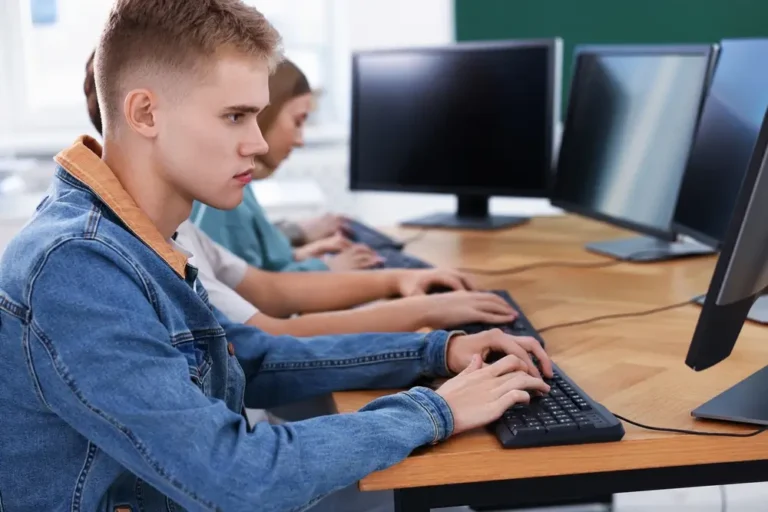 Test de compétences du CAF pompier belge : les 60 QCM expliqués